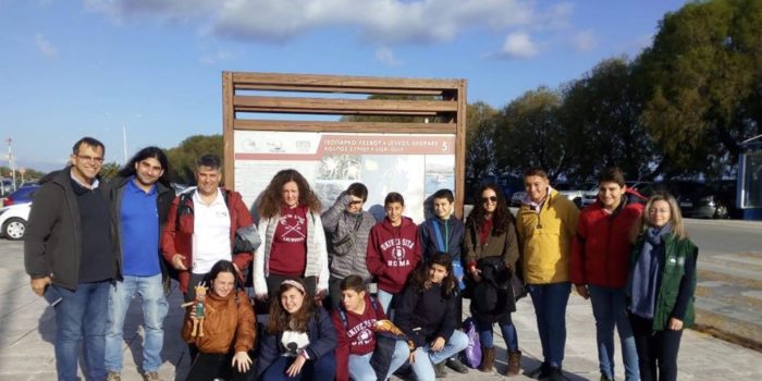 ΓΕΩΠΑΡΚΟ ΛΕΣΒΟΥ:  Πόλος έλξης μαθητών από την Ισπανία</br>Εντυπωσιασμένοι οι μαθητές από το Γεωπάρκο Villuercas Ibores Jara της Ισπανίας ολοκλήρωσαν την εκπαιδευτική τους επίσκεψη στο Γεωπάρκο Λέσβου και το Απολιθωμένο Δάσος